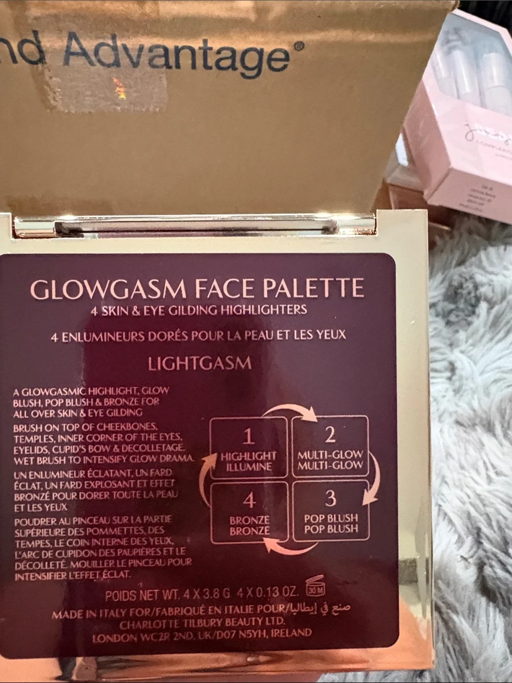 Charlotte Tilbury Glowgasm face palette and 5-Piece Brush Set - Pink